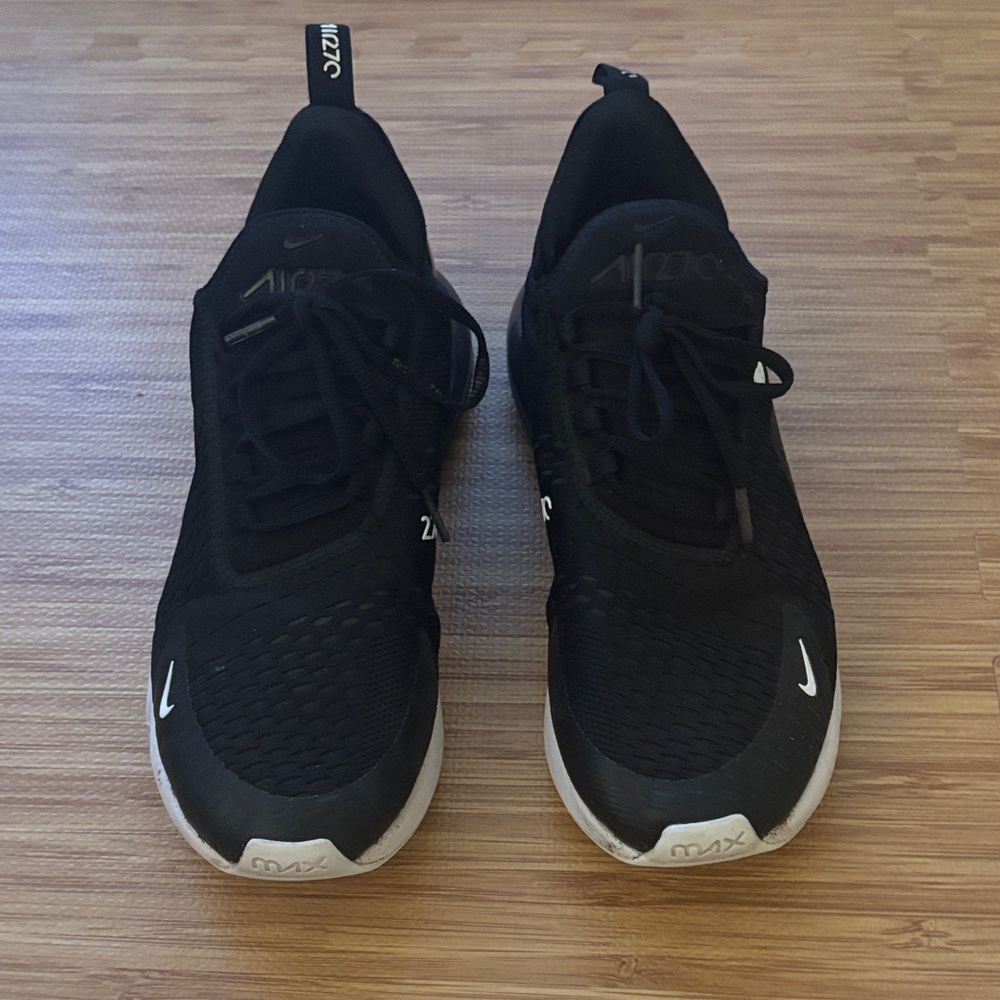 Nike Air Max 270 Black Mens Size 11